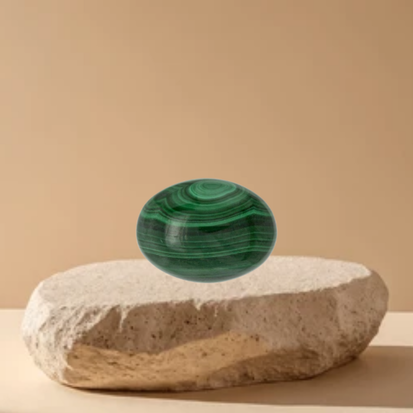 9 Ratti Malachite Stone
