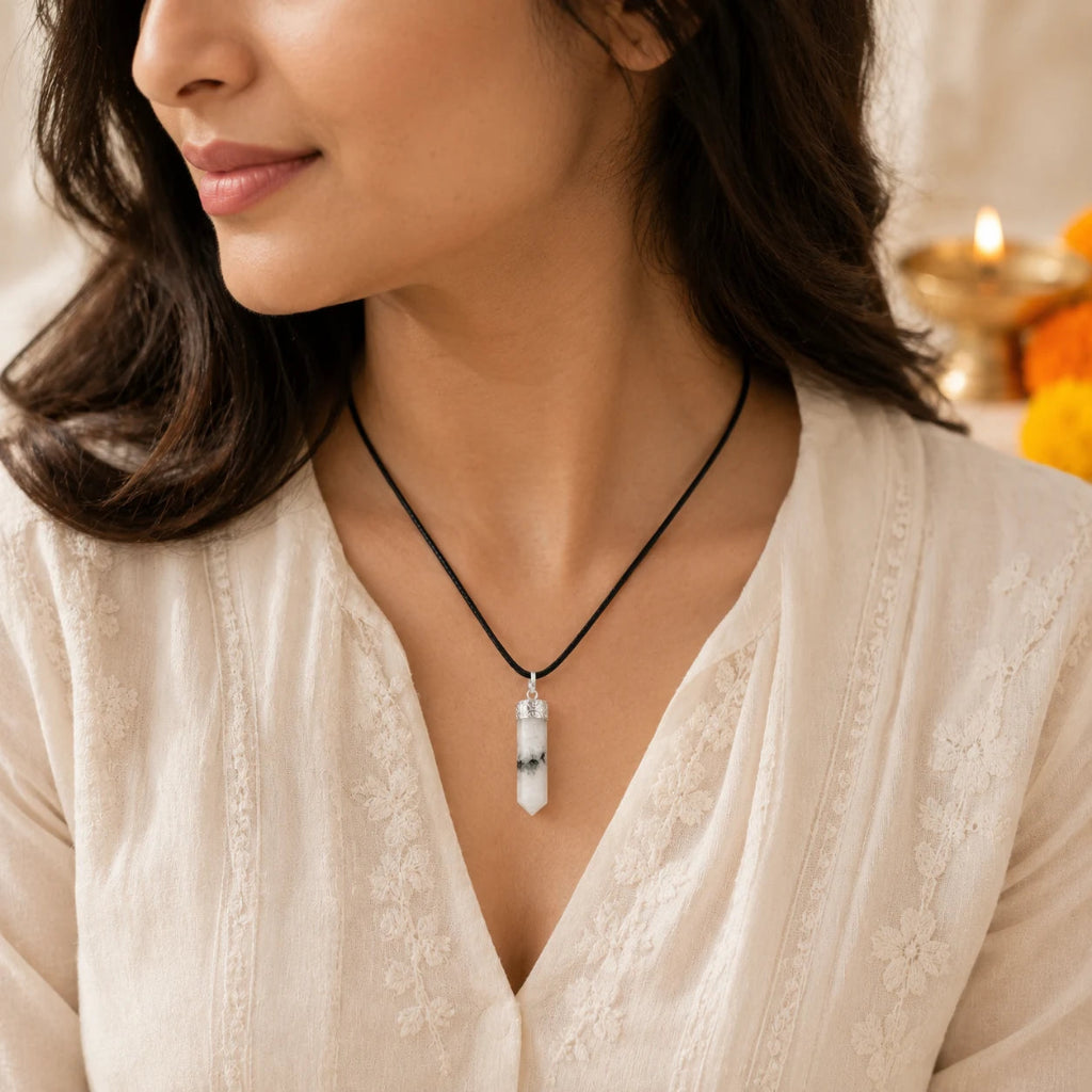 RainbowMoonstoneIntuitionPendant2