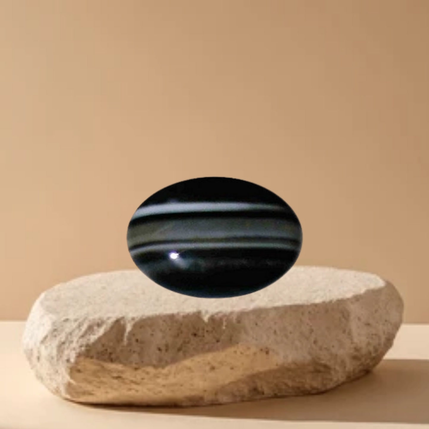 7 Ratti Black Natural Agate