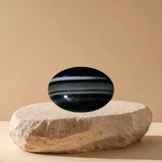 7 Ratti Black Natural Agate